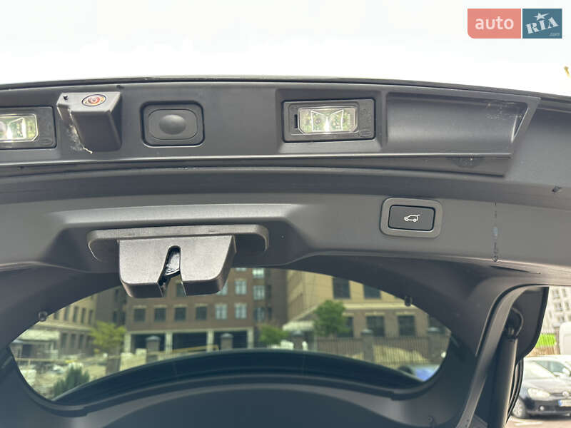 Внедорожник / Кроссовер Jaguar I-Pace 2021 в Киеве