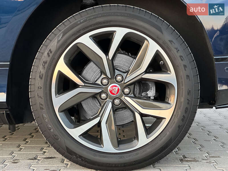 Позашляховик / Кросовер Jaguar I-Pace 2021 в Тернополі