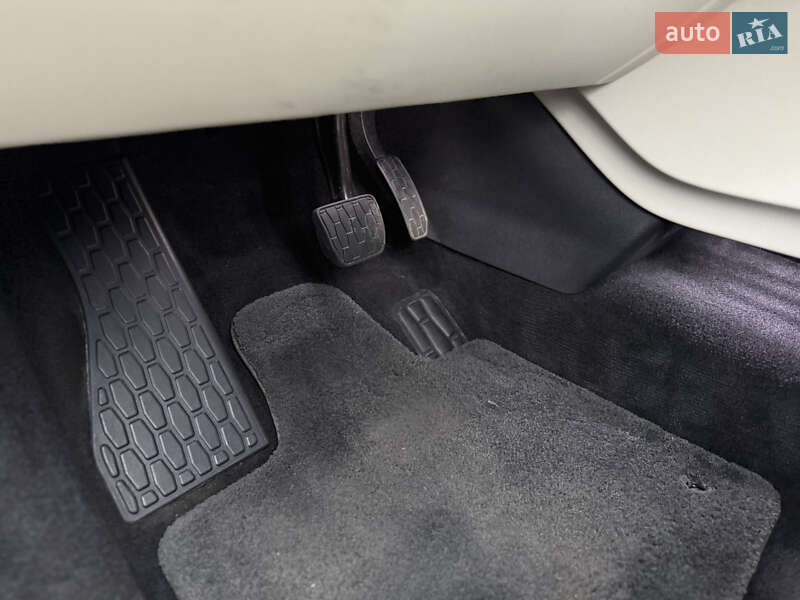 Внедорожник / Кроссовер Jaguar I-Pace 2018 в Хмельницком фото 66 Внедорожник / Кроссовер Jaguar I-Pace 2018 в Хмельницком