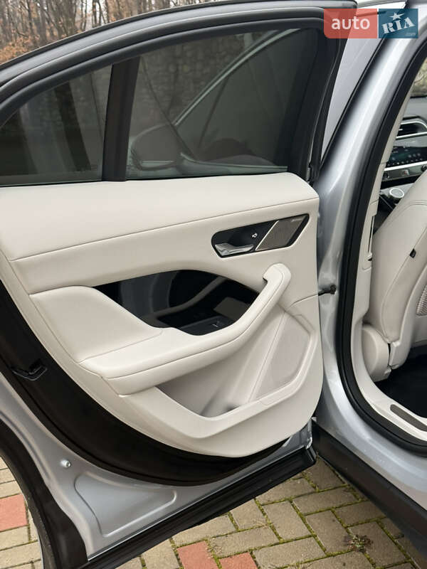 Позашляховик / Кросовер Jaguar I-Pace 2018 в Косові