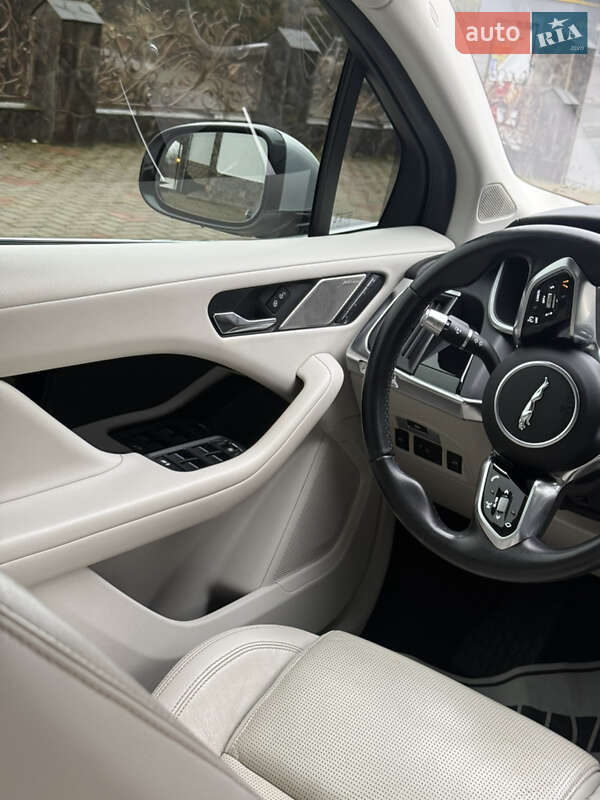 Позашляховик / Кросовер Jaguar I-Pace 2018 в Косові