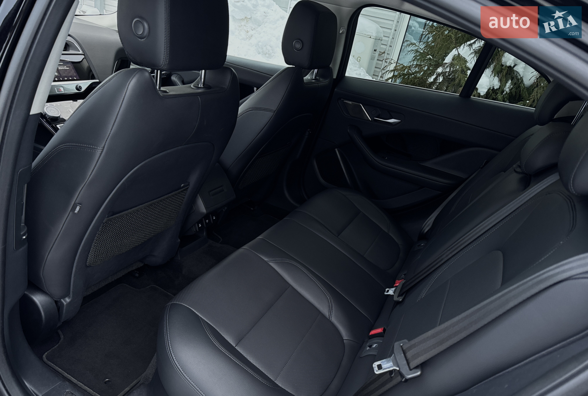 2019 Jaguar I-Pace - мініатюра 36