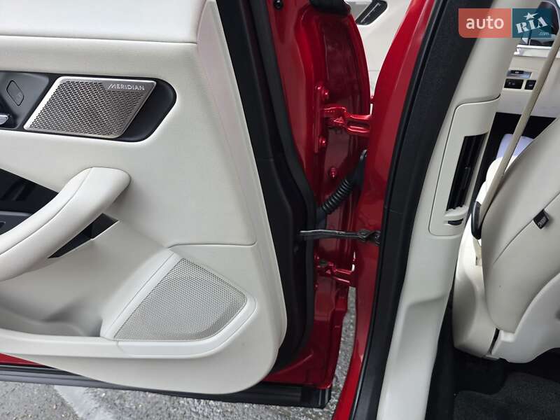 Внедорожник / Кроссовер Jaguar I-Pace 2019 в Хмельницком фото 75 Внедорожник / Кроссовер Jaguar I-Pace 2019 в Хмельницком