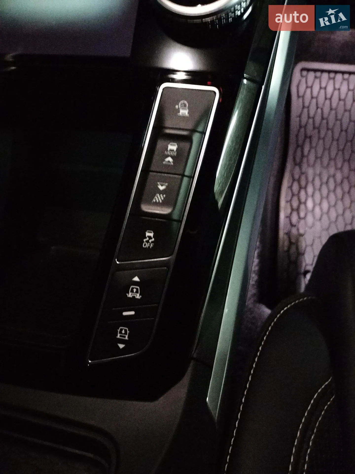 2019 Jaguar I-Pace - мініатюра 19