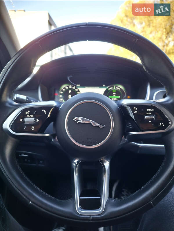 Внедорожник / Кроссовер Jaguar I-Pace 2020 в Новояворовске