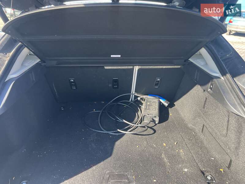 Внедорожник / Кроссовер Jaguar I-Pace 2019 в Львове фото 16 Внедорожник / Кроссовер Jaguar I-Pace 2019 в Львове