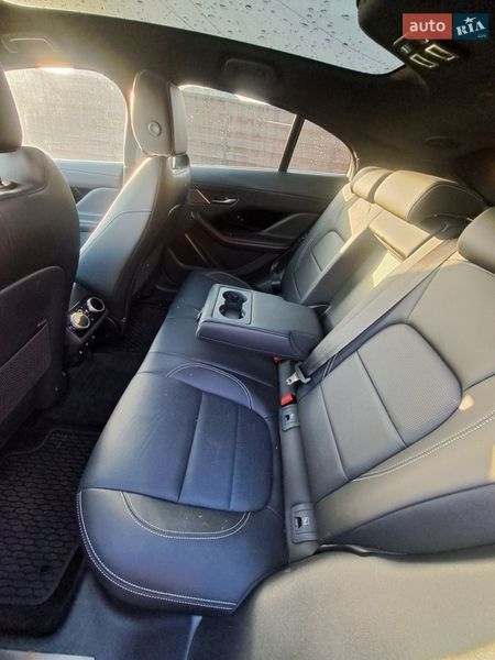 Внедорожник / Кроссовер Jaguar I-Pace 2023 в Новых Петровцах