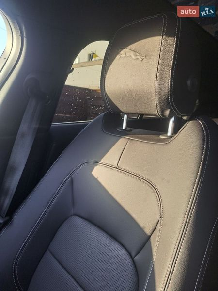 Внедорожник / Кроссовер Jaguar I-Pace 2023 в Новых Петровцах