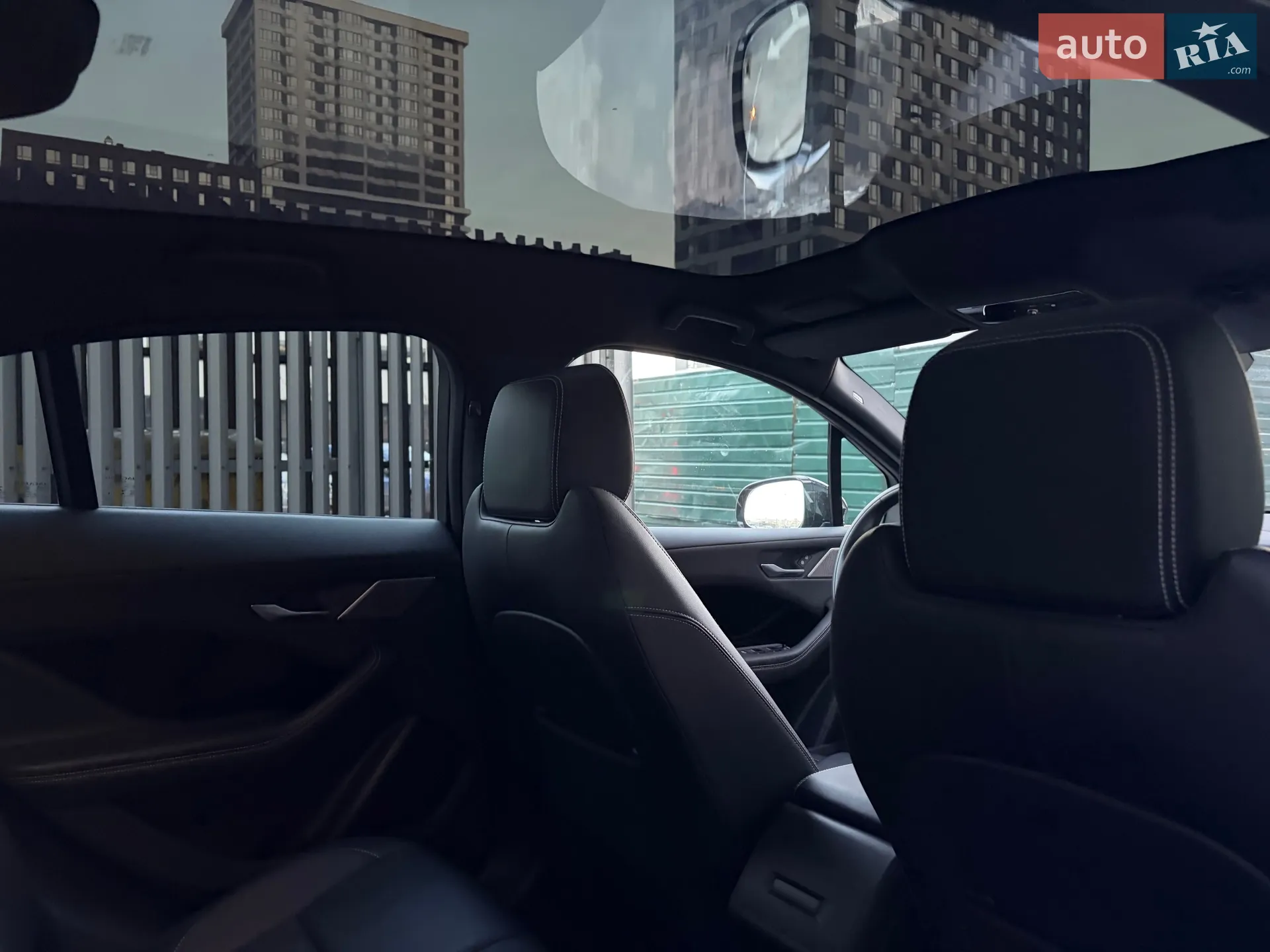 2023 Jaguar I-Pace - мініатюра 48