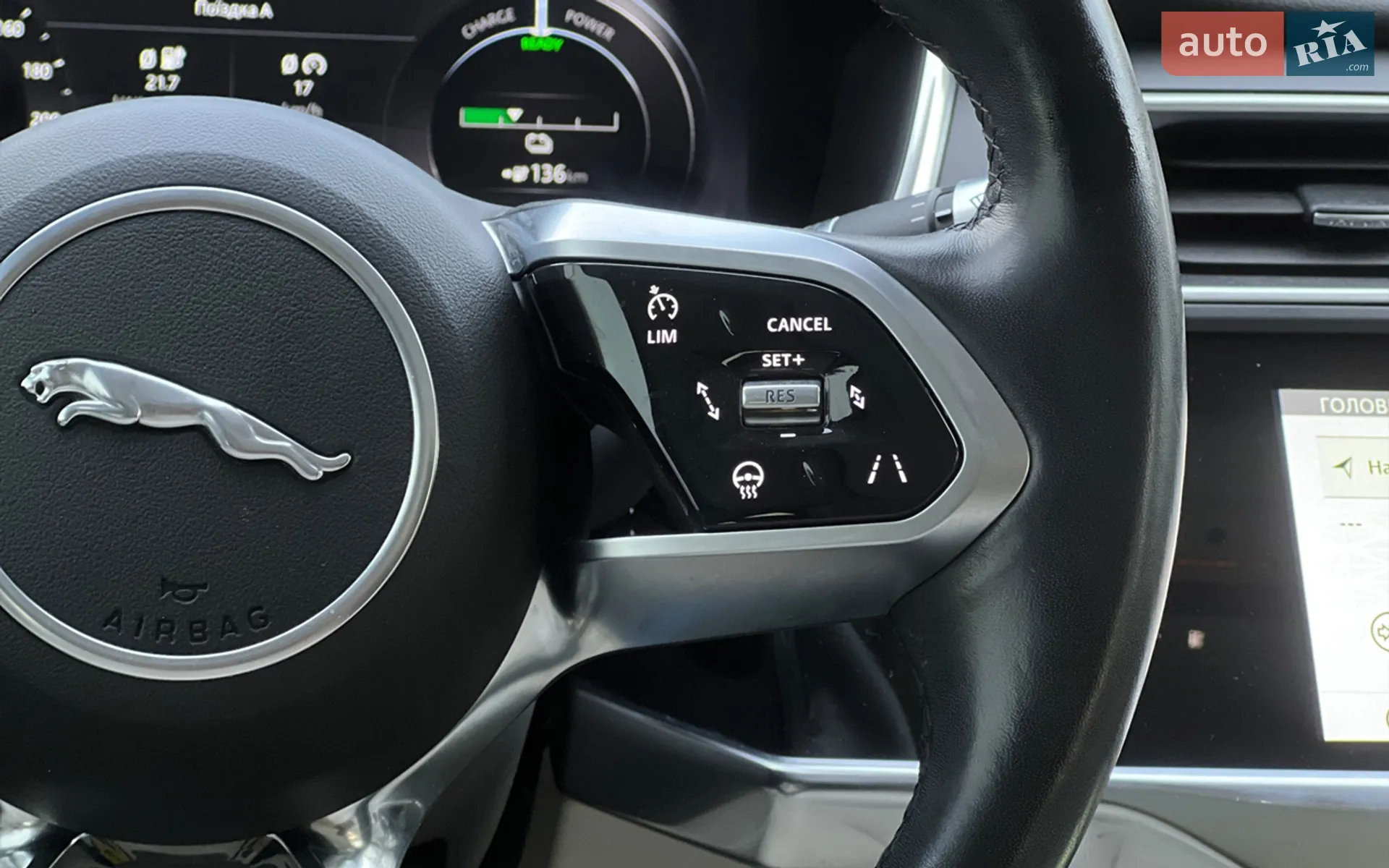 2019 Jaguar I-Pace - мініатюра 13