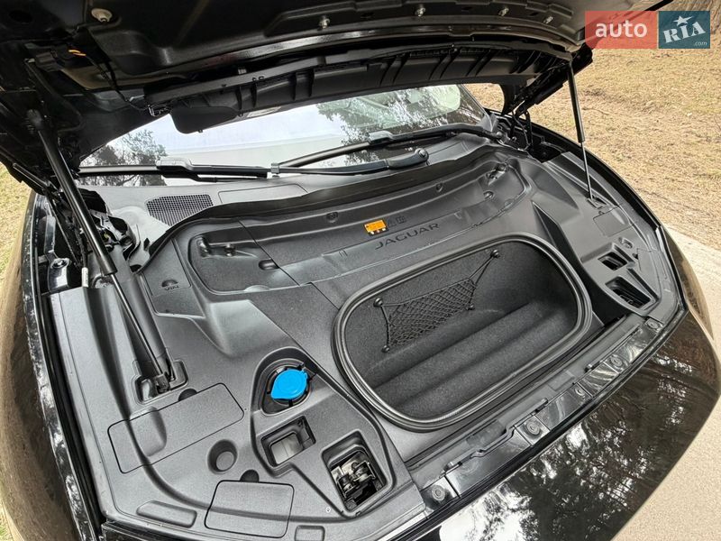 Внедорожник / Кроссовер Jaguar I-Pace 2020 в Киеве фото 88 Внедорожник / Кроссовер Jaguar I-Pace 2020 в Киеве