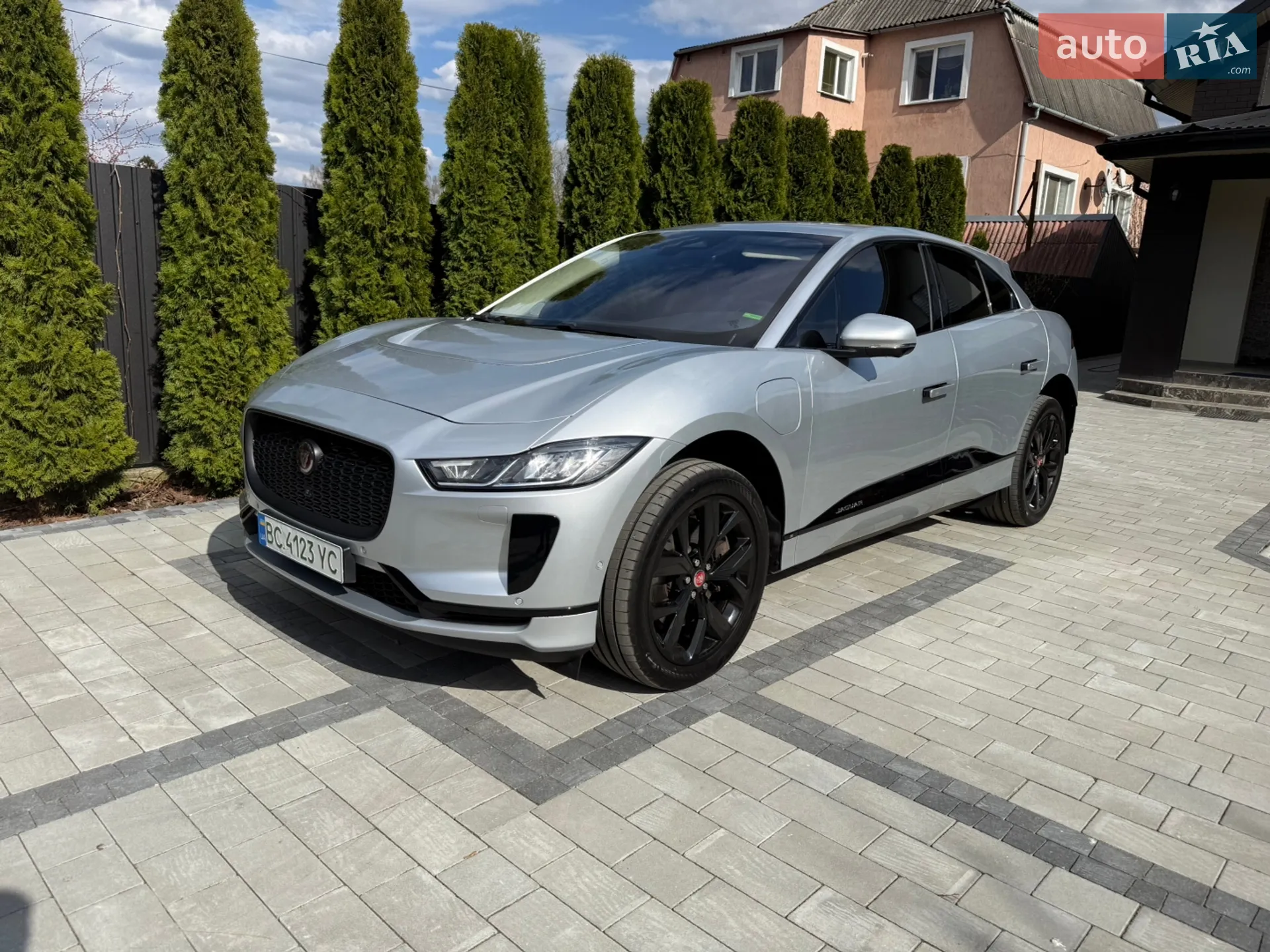 2020 Jaguar I-Pace - мініатюра 2