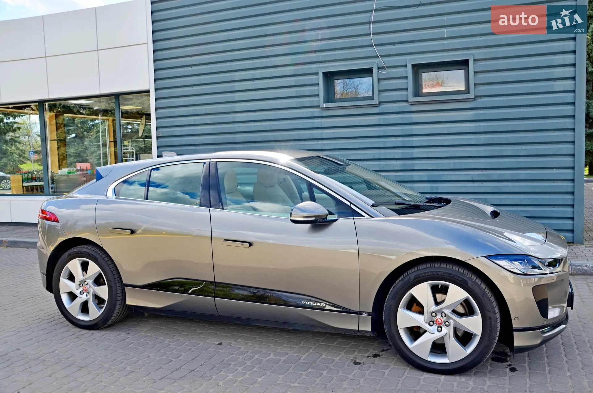 2019 Jaguar I-Pace - мініатюра 5