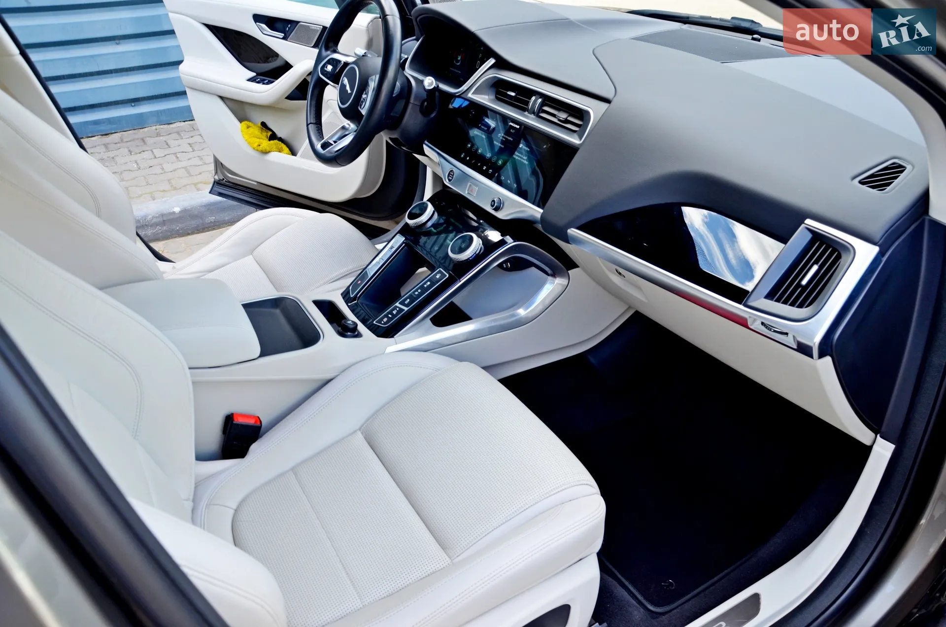 2019 Jaguar I-Pace - мініатюра 33