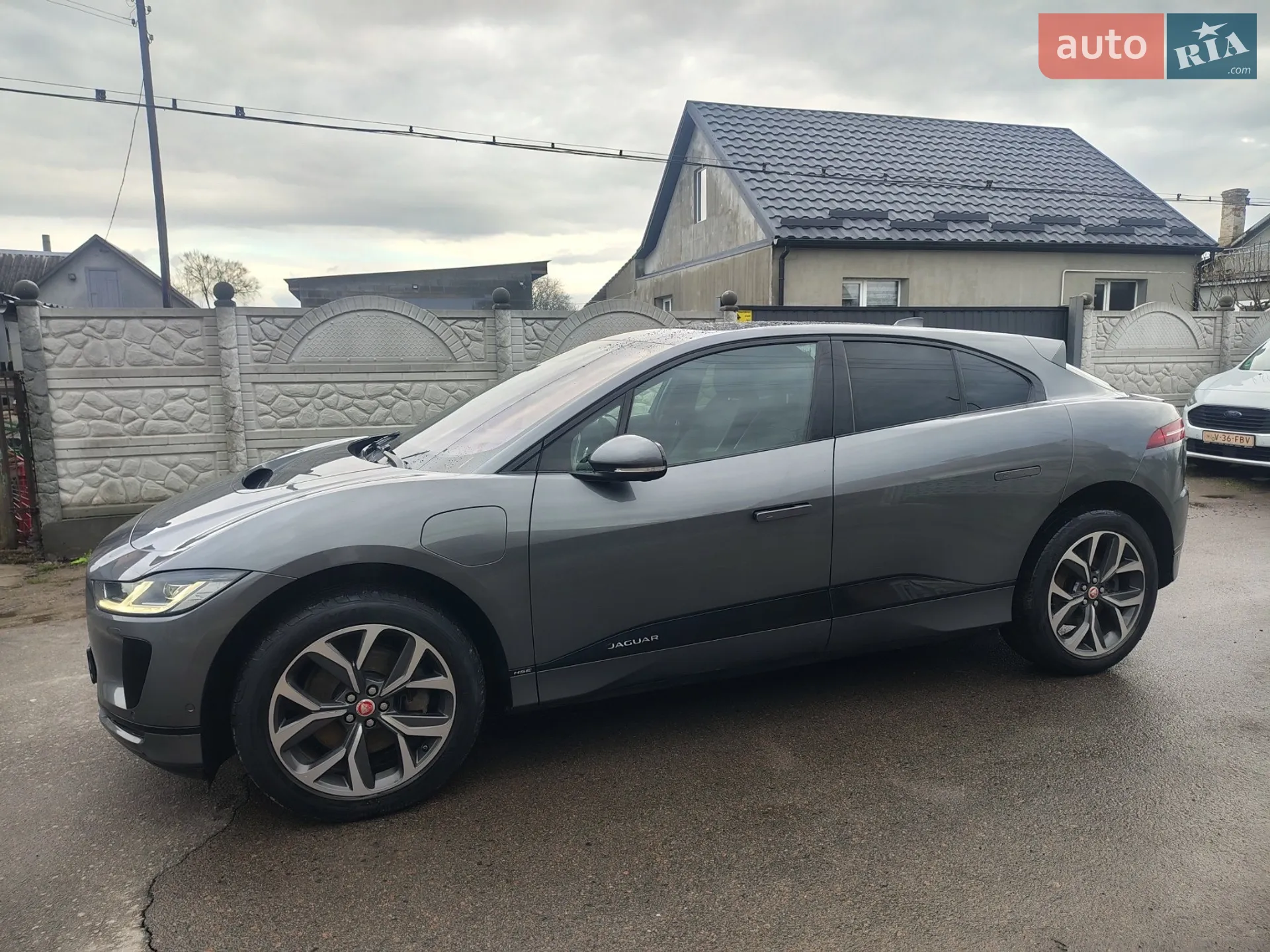 2019 Jaguar I-Pace - мініатюра 8