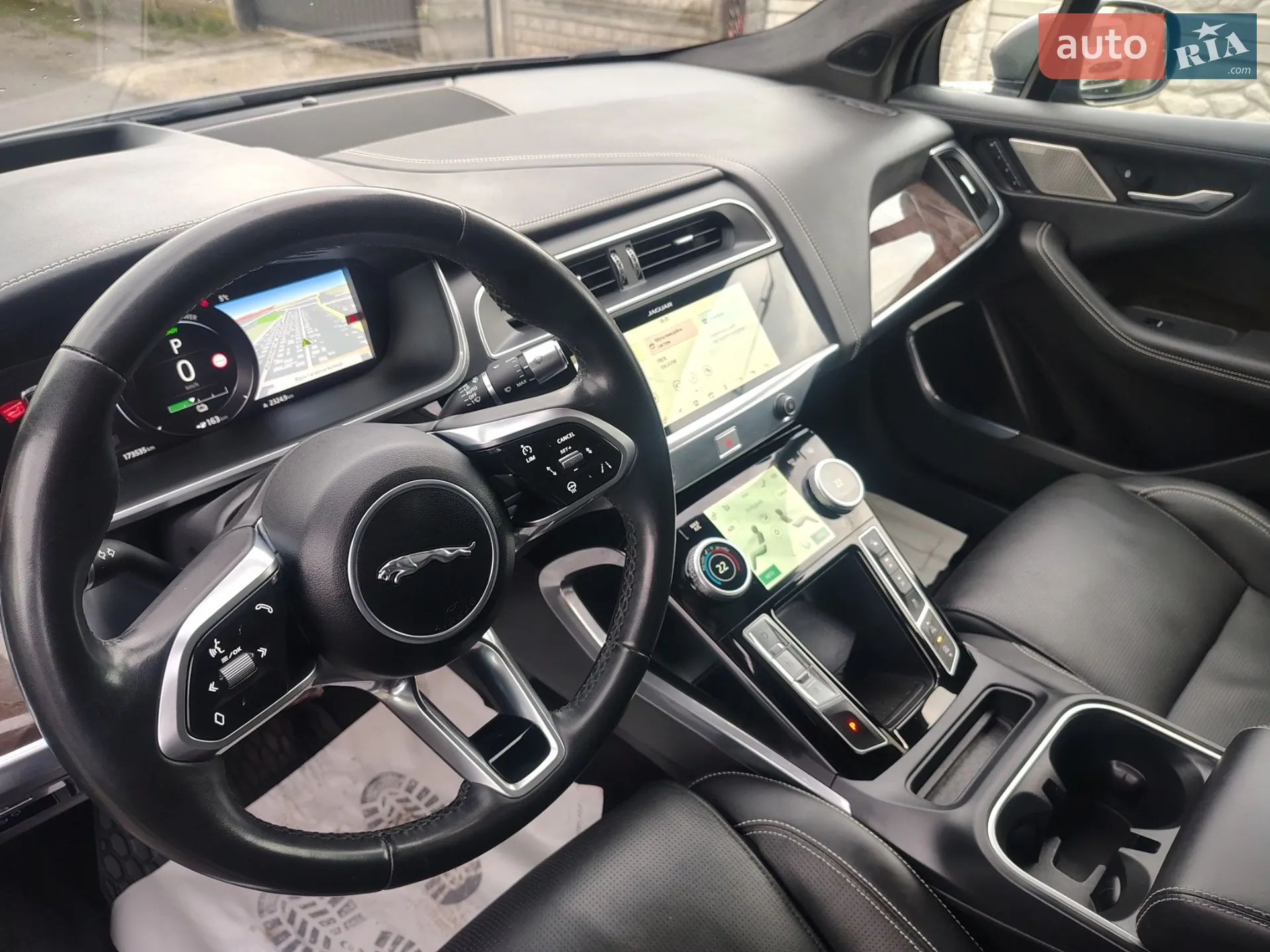 2019 Jaguar I-Pace - мініатюра 16