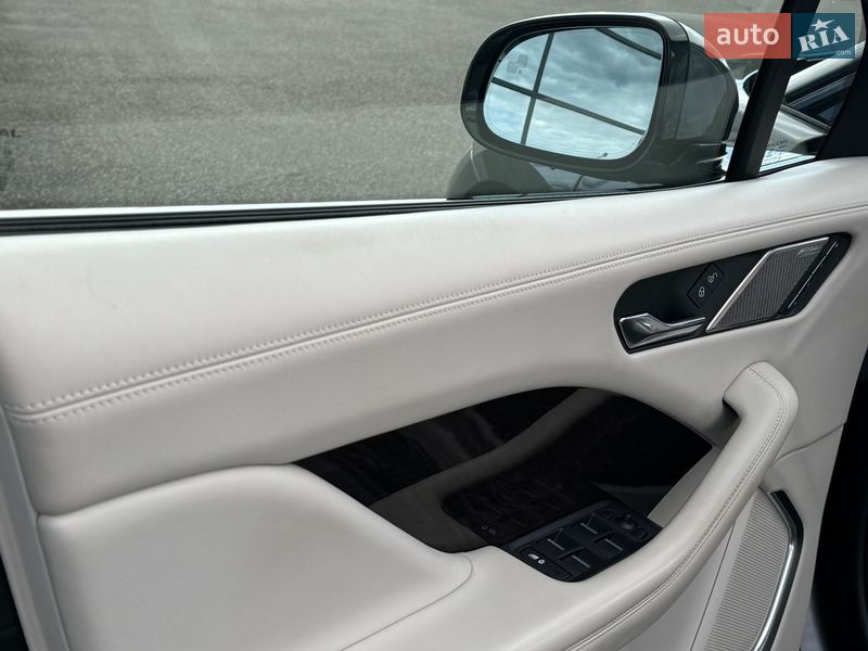 Внедорожник / Кроссовер Jaguar I-Pace 2018 в Днепре фото 15 Внедорожник / Кроссовер Jaguar I-Pace 2018 в Днепре