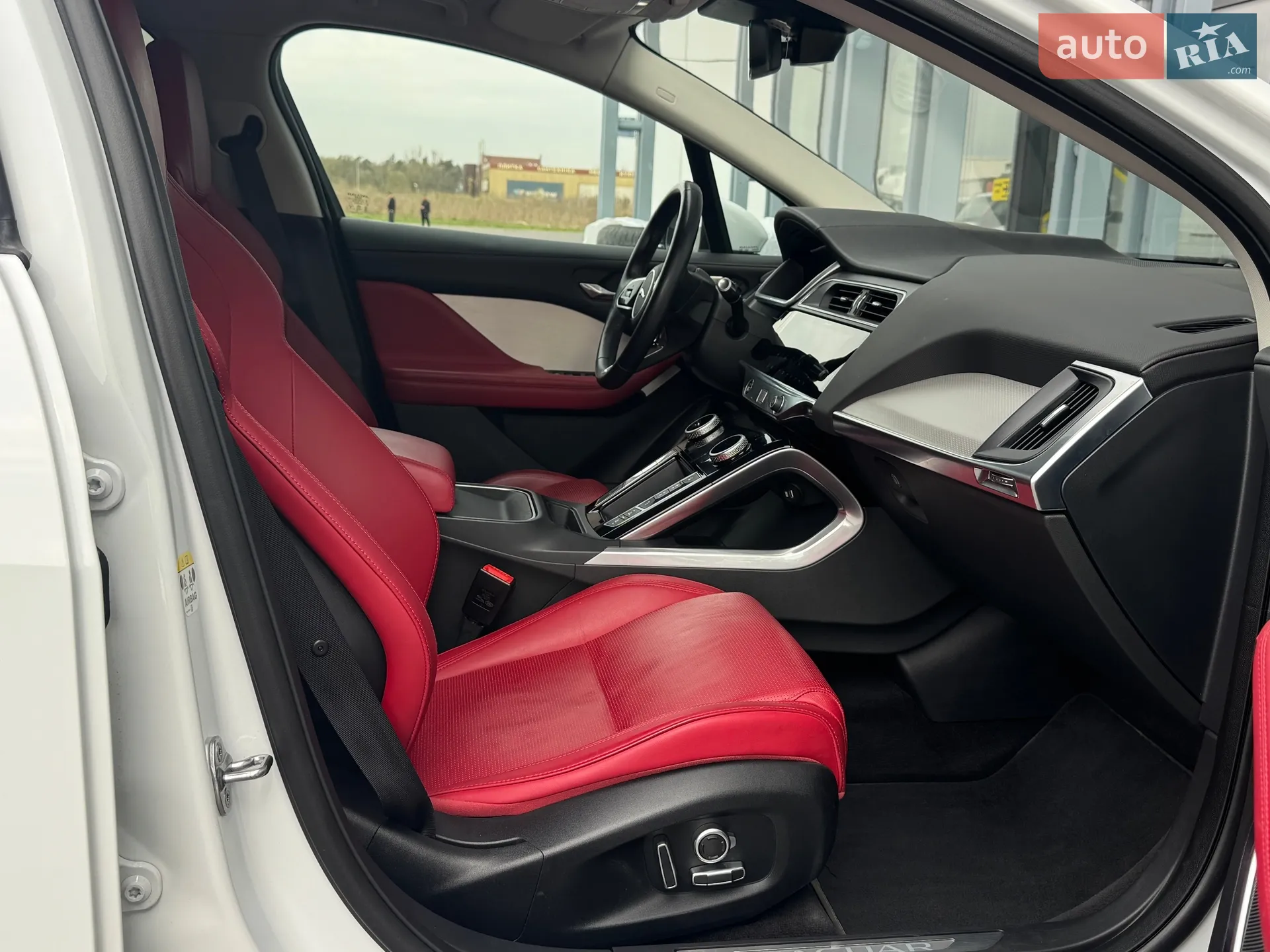 2019 Jaguar I-Pace - мініатюра 38