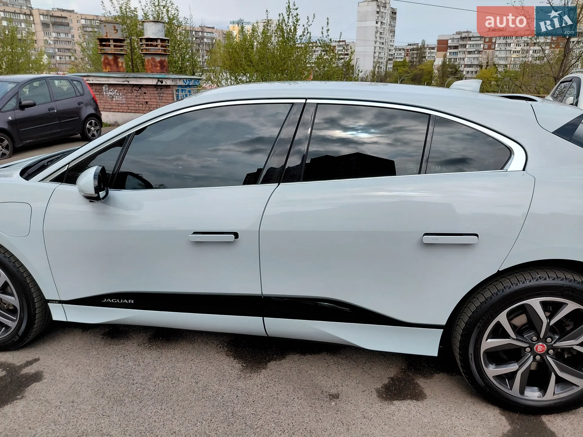 2019 Jaguar I-Pace - мініатюра 17