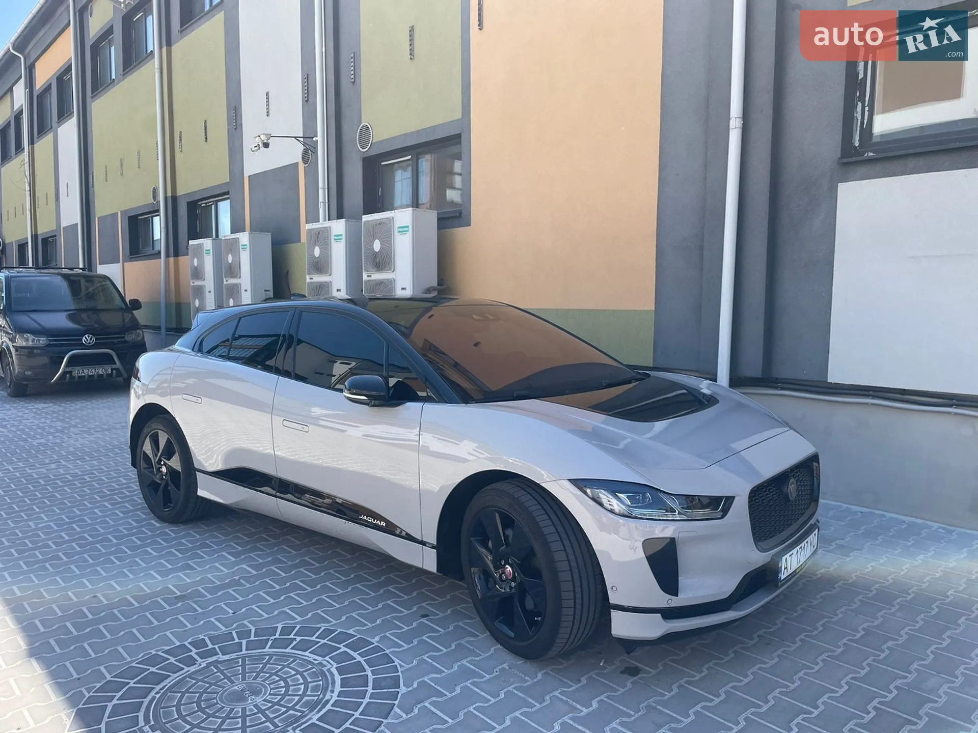 Jaguar I-Pace 2018 VIN SADHA2B12K1F66974 фото оголошення 3 з 5