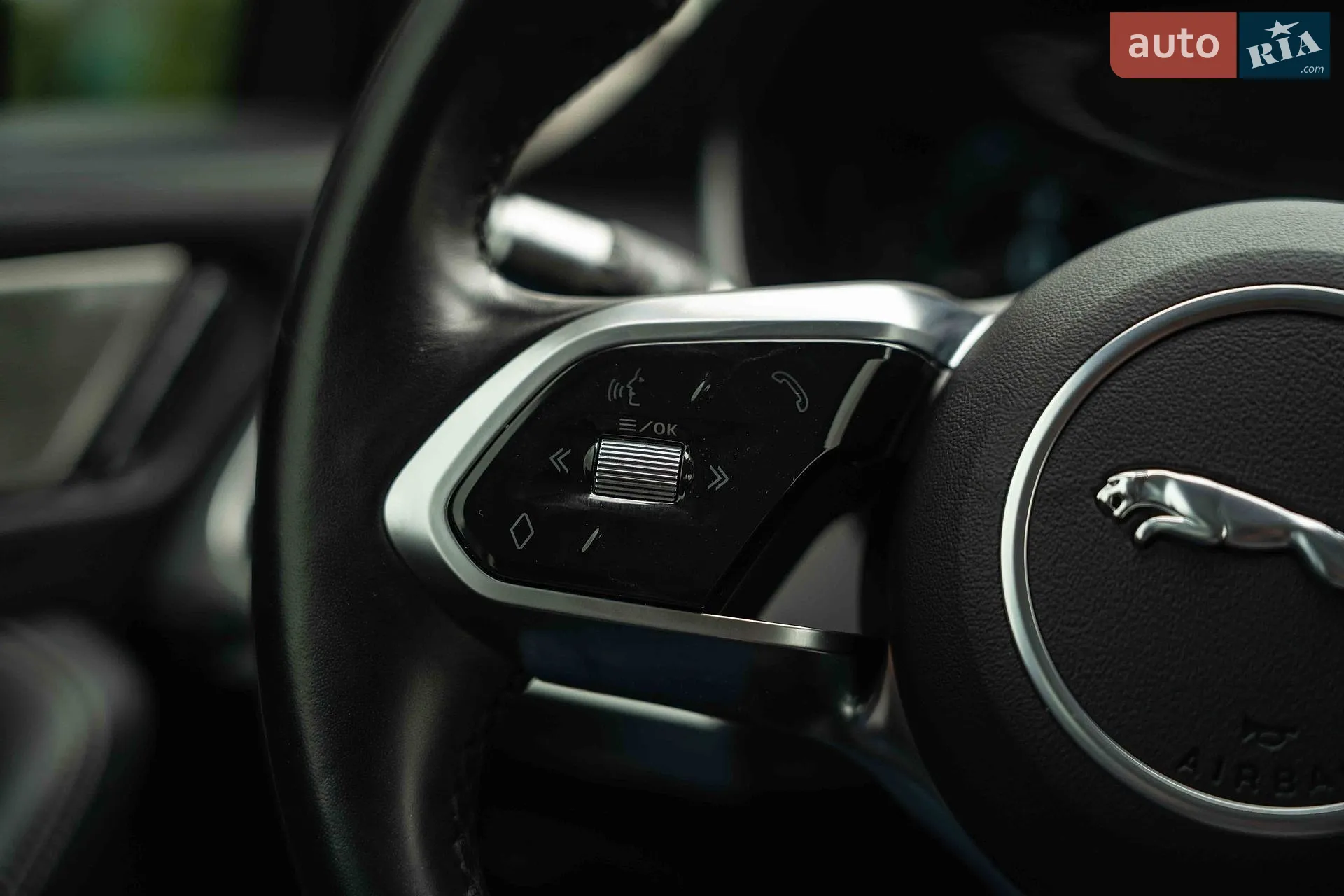 2019 Jaguar I-Pace - мініатюра 28