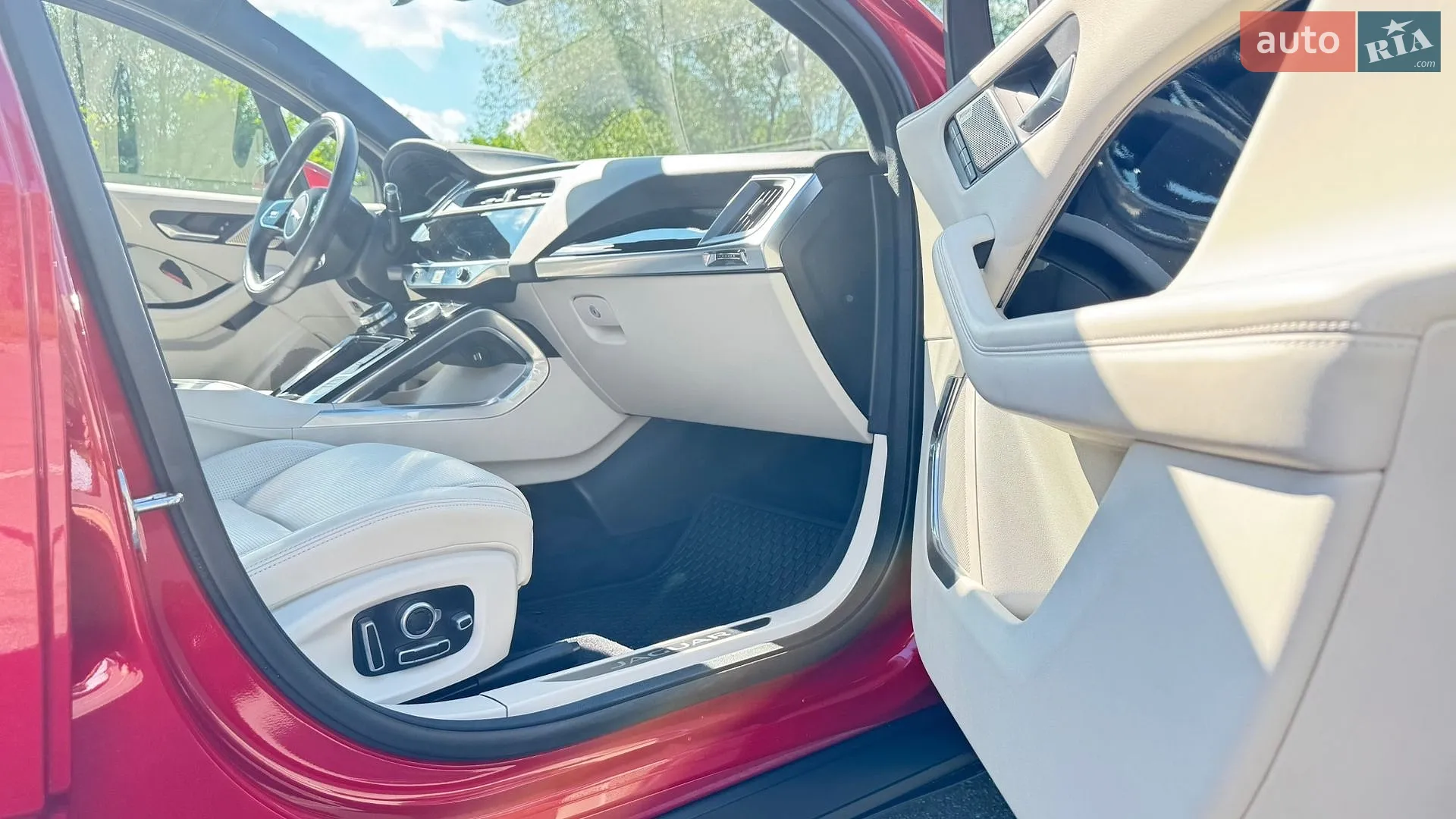 2020 Jaguar I-Pace - мініатюра 20