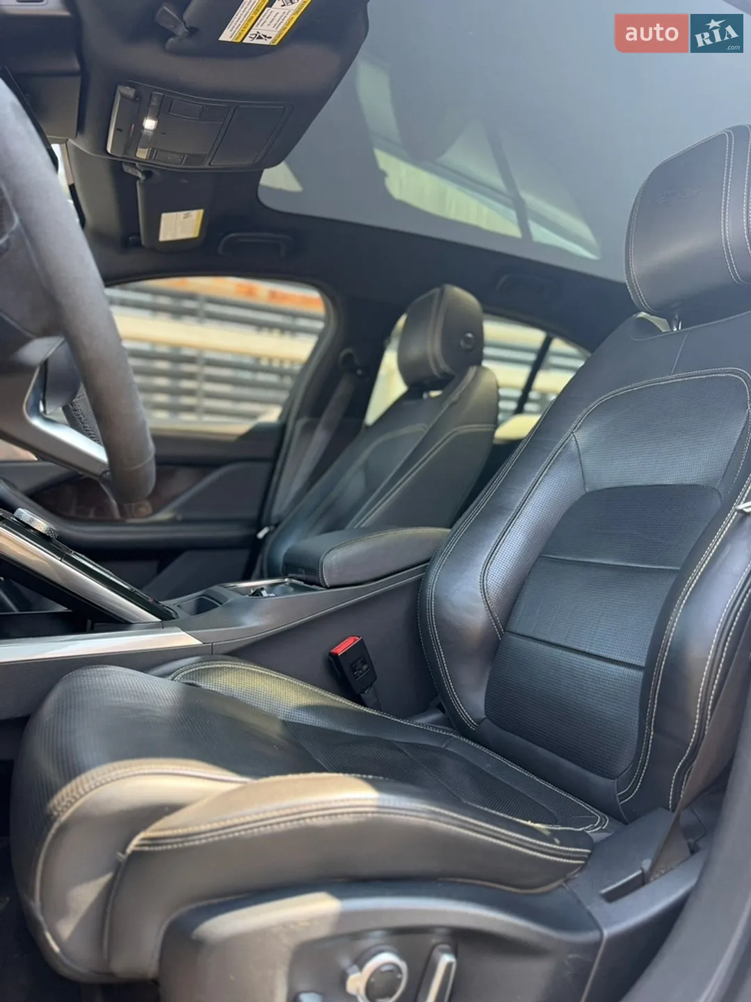 2020 Jaguar I-Pace - мініатюра 28