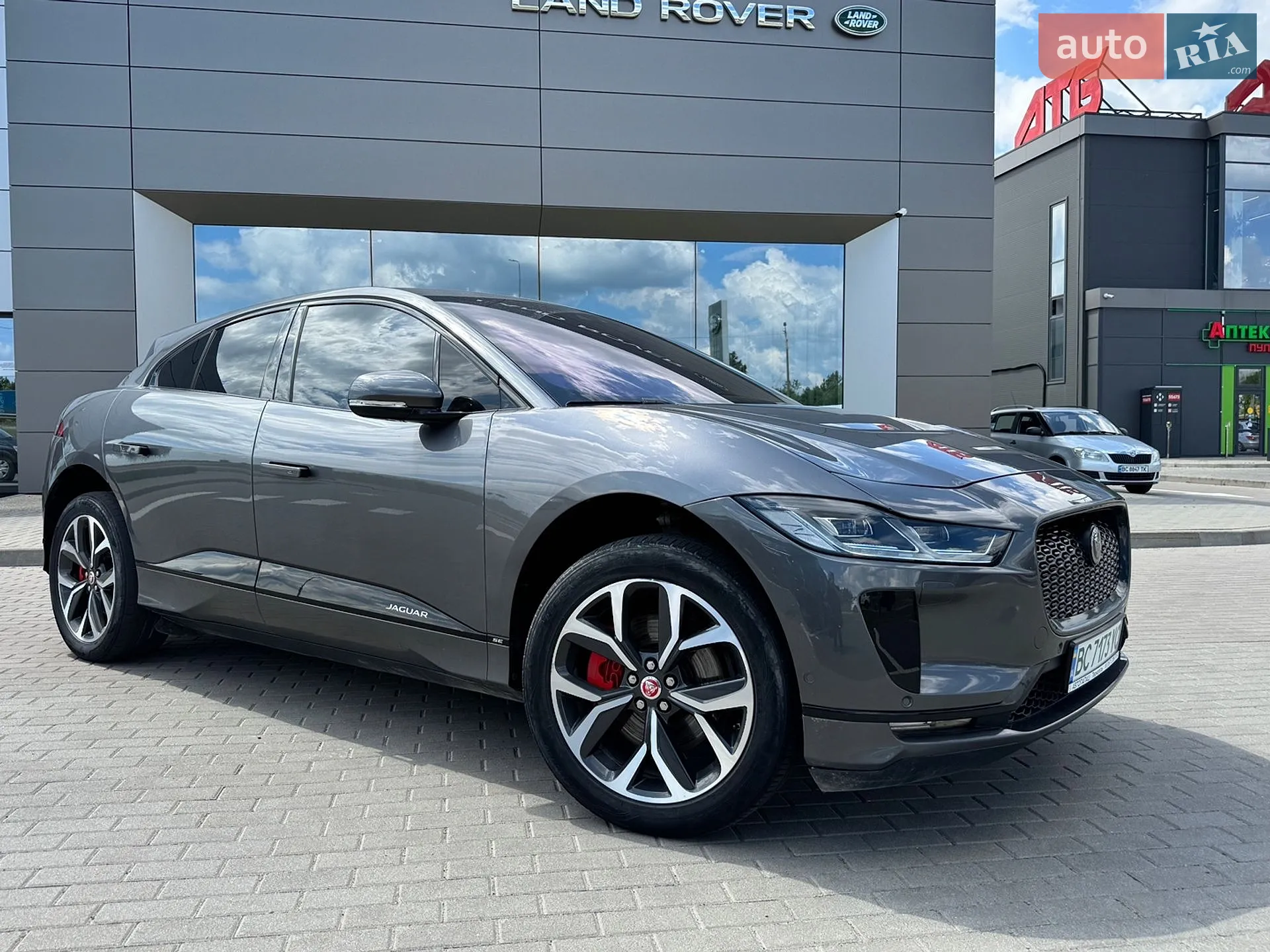 2019 Jaguar I-Pace - мініатюра 3