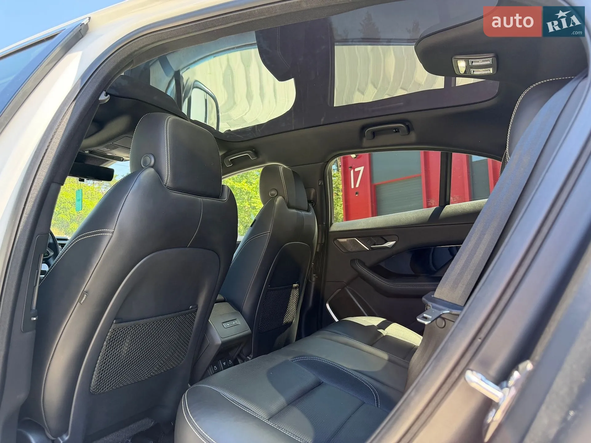 2021 Jaguar I-Pace - мініатюра 32