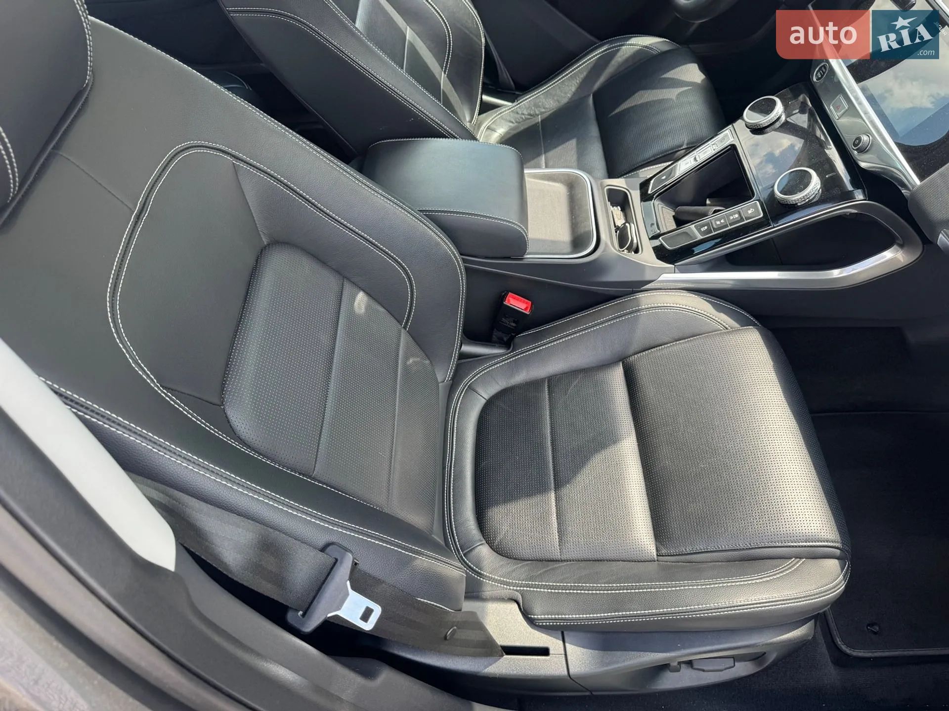 2019 Jaguar I-Pace - мініатюра 37