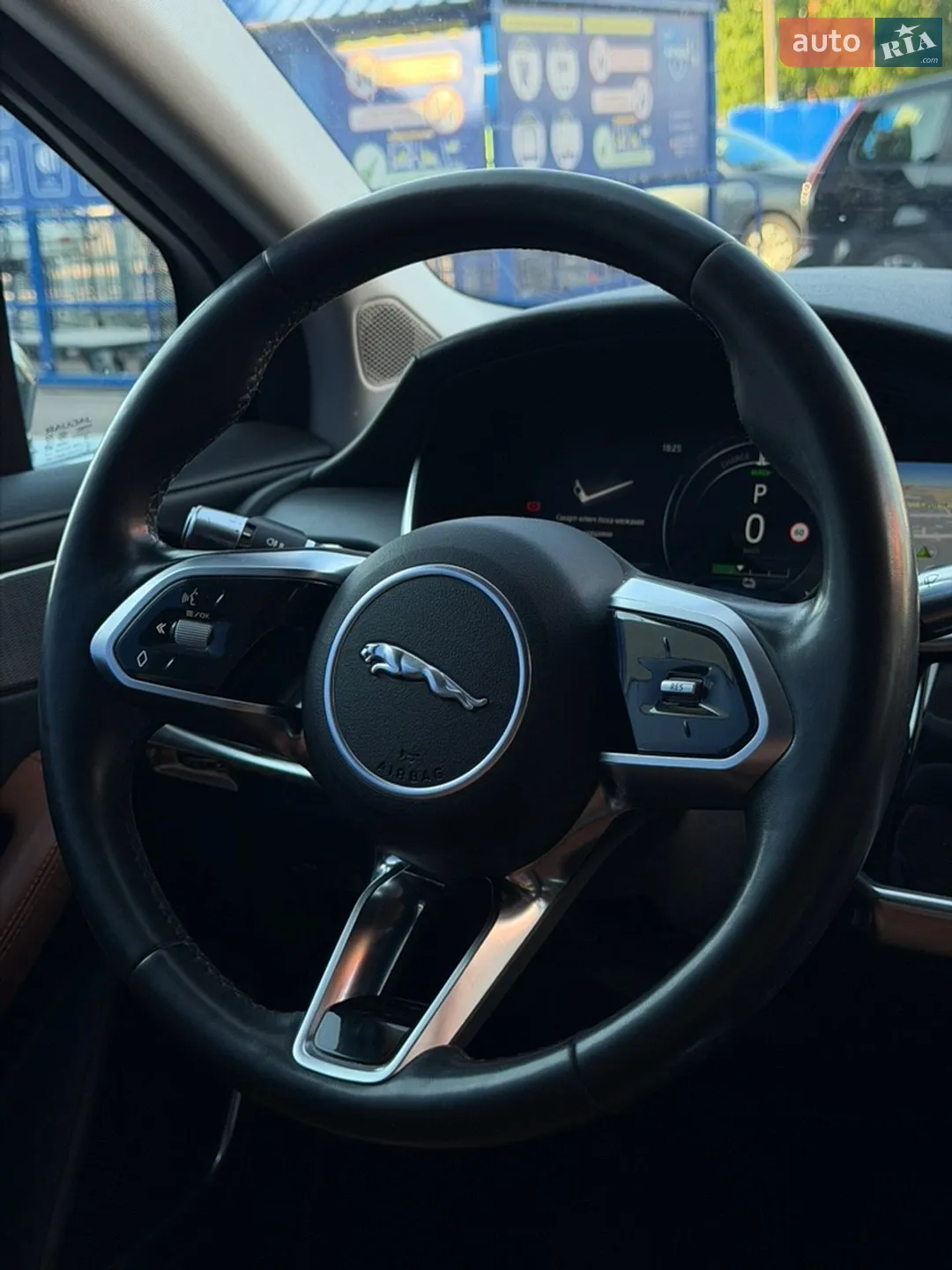 2019 Jaguar I-Pace - мініатюра 21