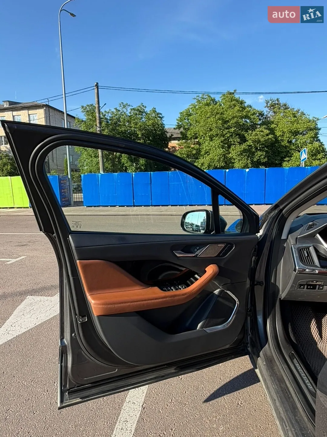 2019 Jaguar I-Pace - мініатюра 28