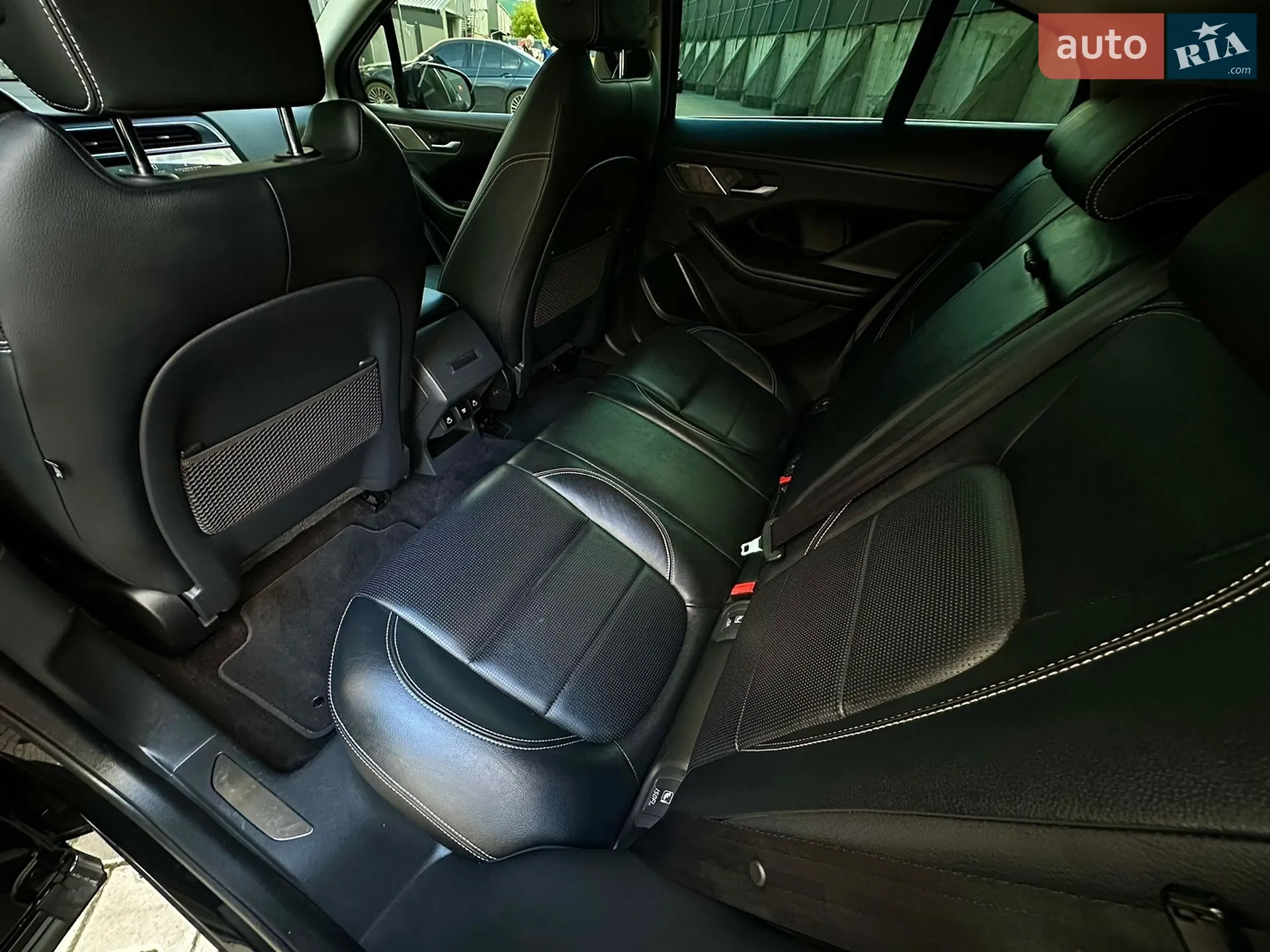 2020 Jaguar I-Pace - мініатюра 24