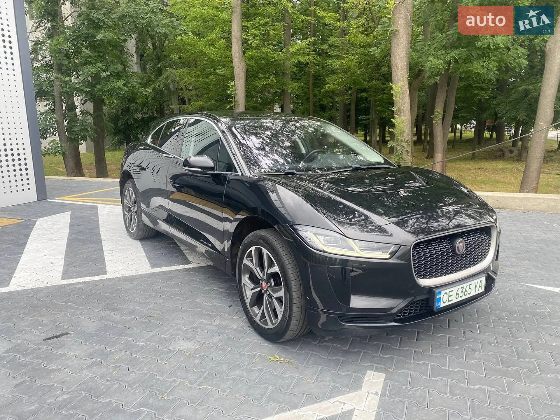 2019 Jaguar I-Pace - мініатюра 11
