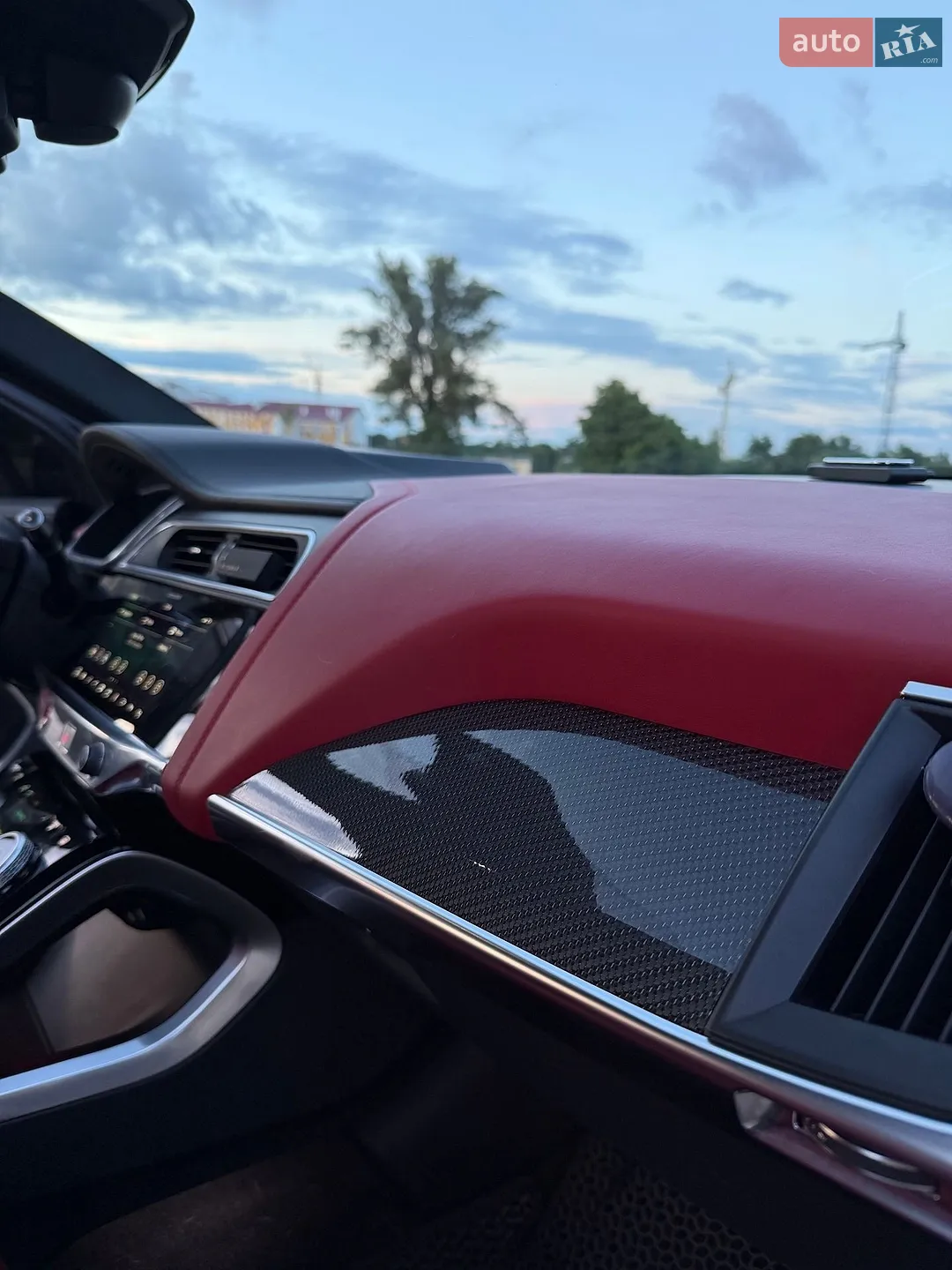 2019 Jaguar I-Pace - мініатюра 20