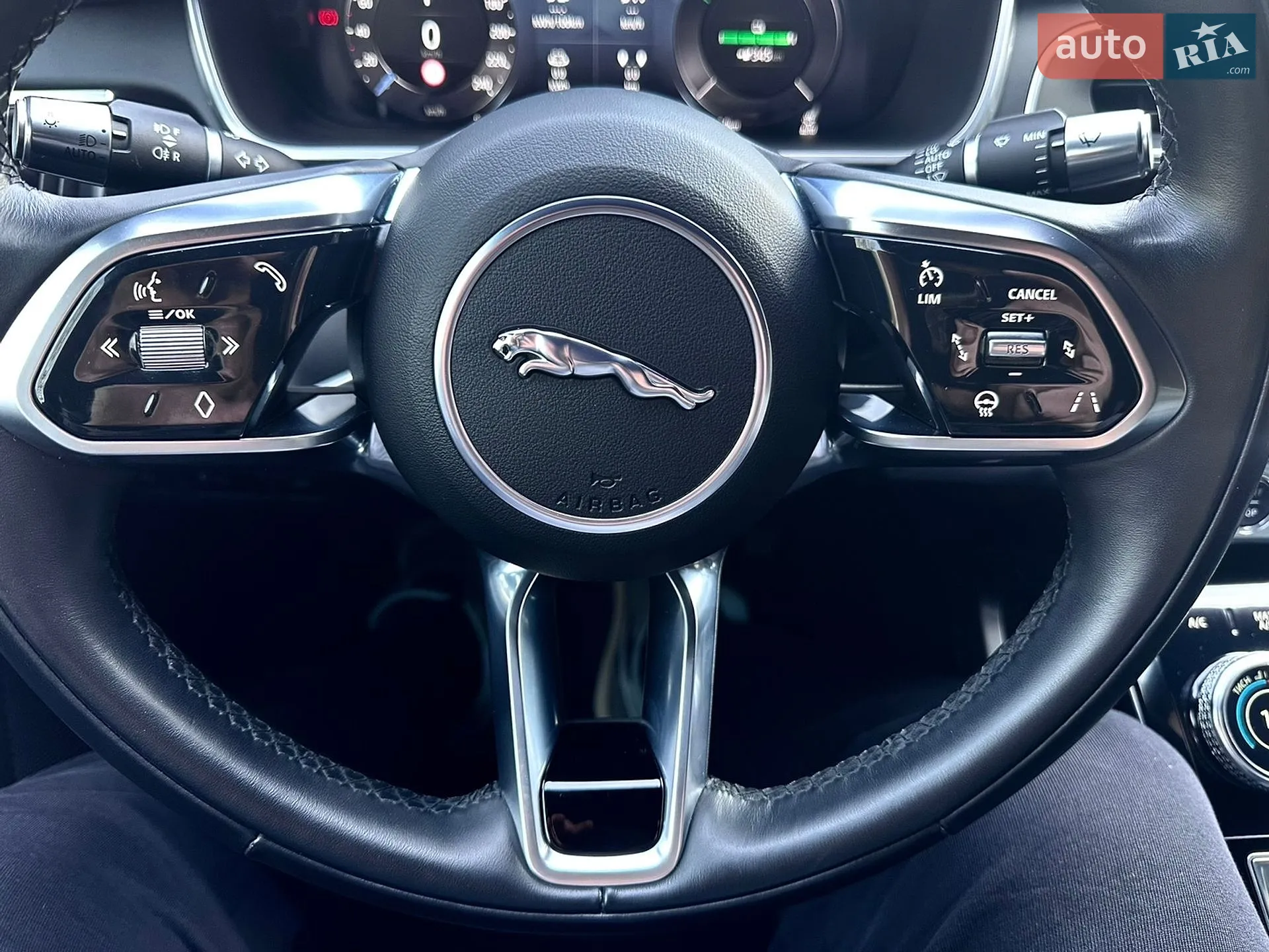 2020 Jaguar I-Pace - мініатюра 22