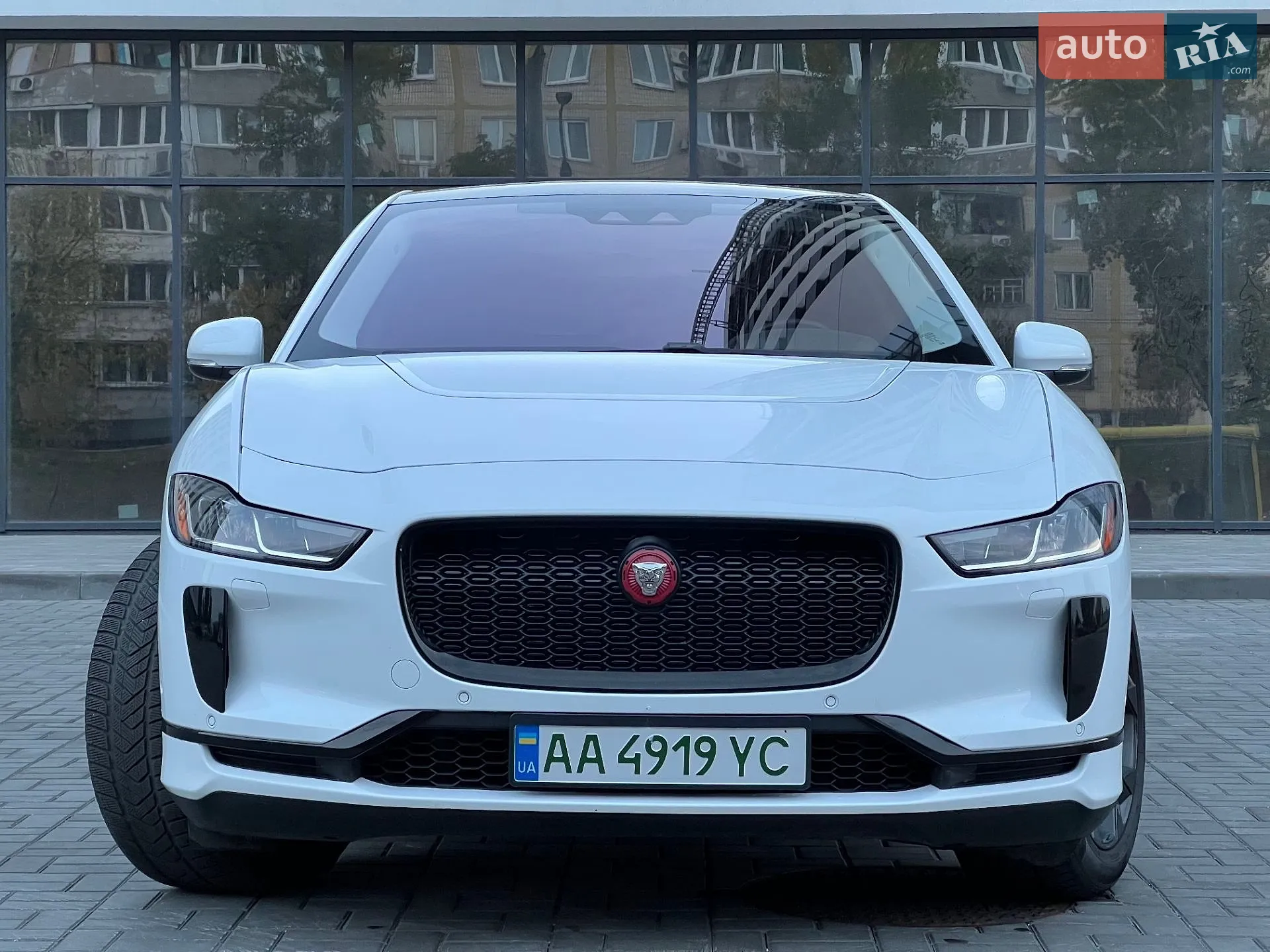 2019 Jaguar I-Pace - мініатюра 2