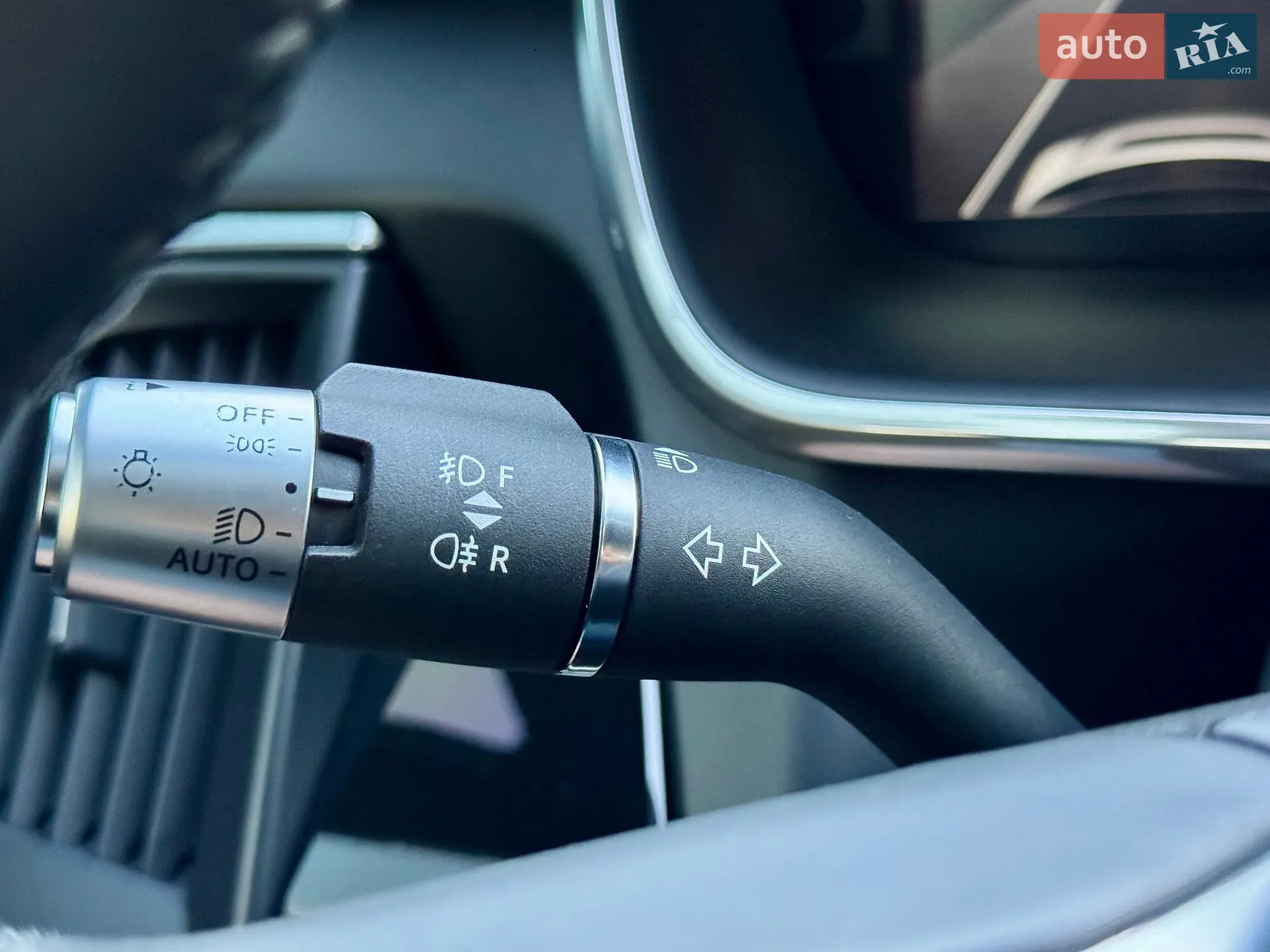 2019 Jaguar I-Pace - мініатюра 50