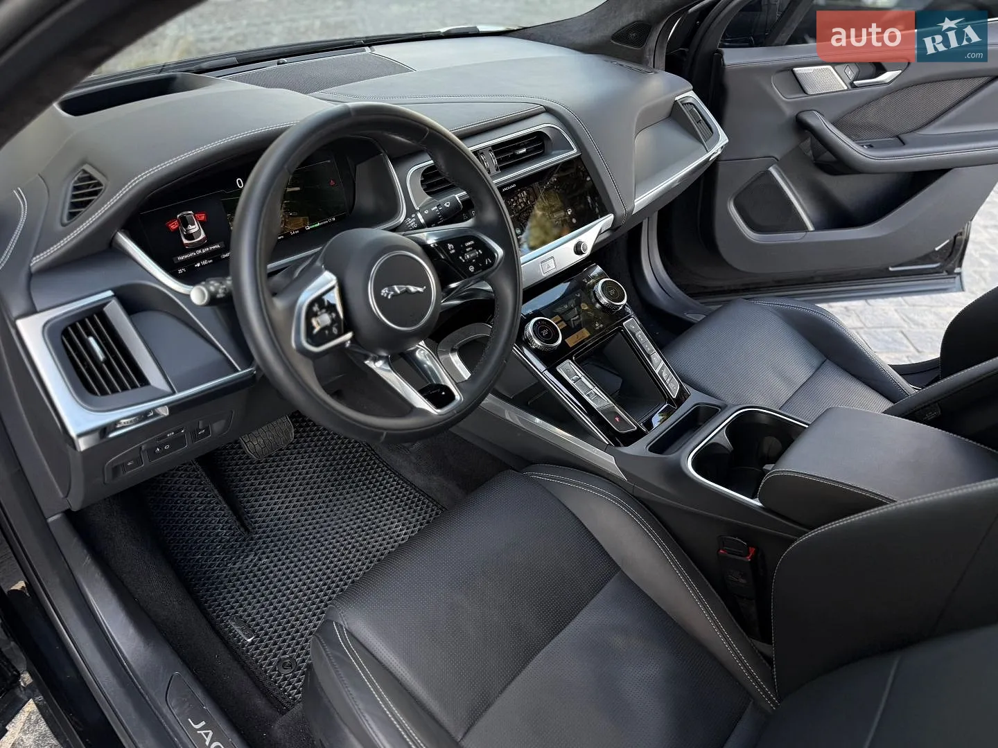 2023 Jaguar I-Pace - мініатюра 38
