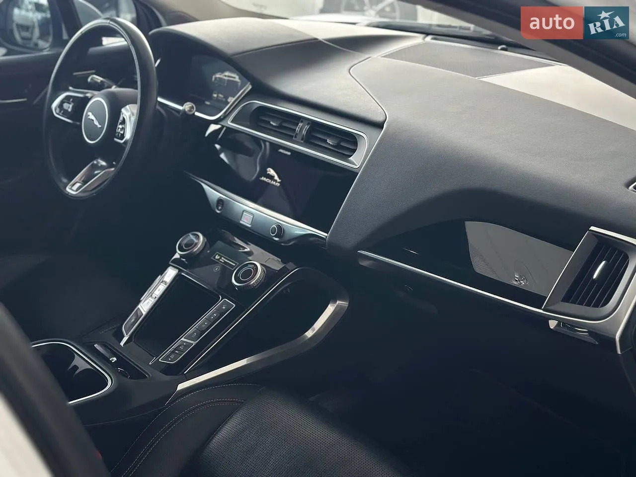 2021 Jaguar I-Pace - мініатюра 23