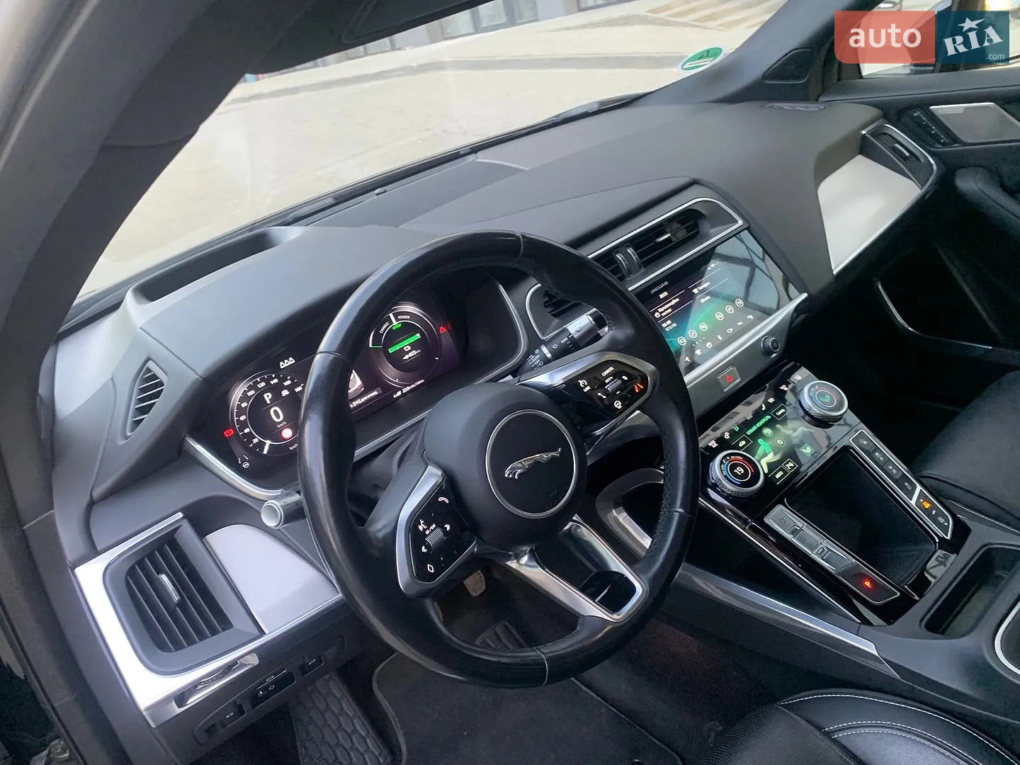 2019 Jaguar I-Pace - мініатюра 31