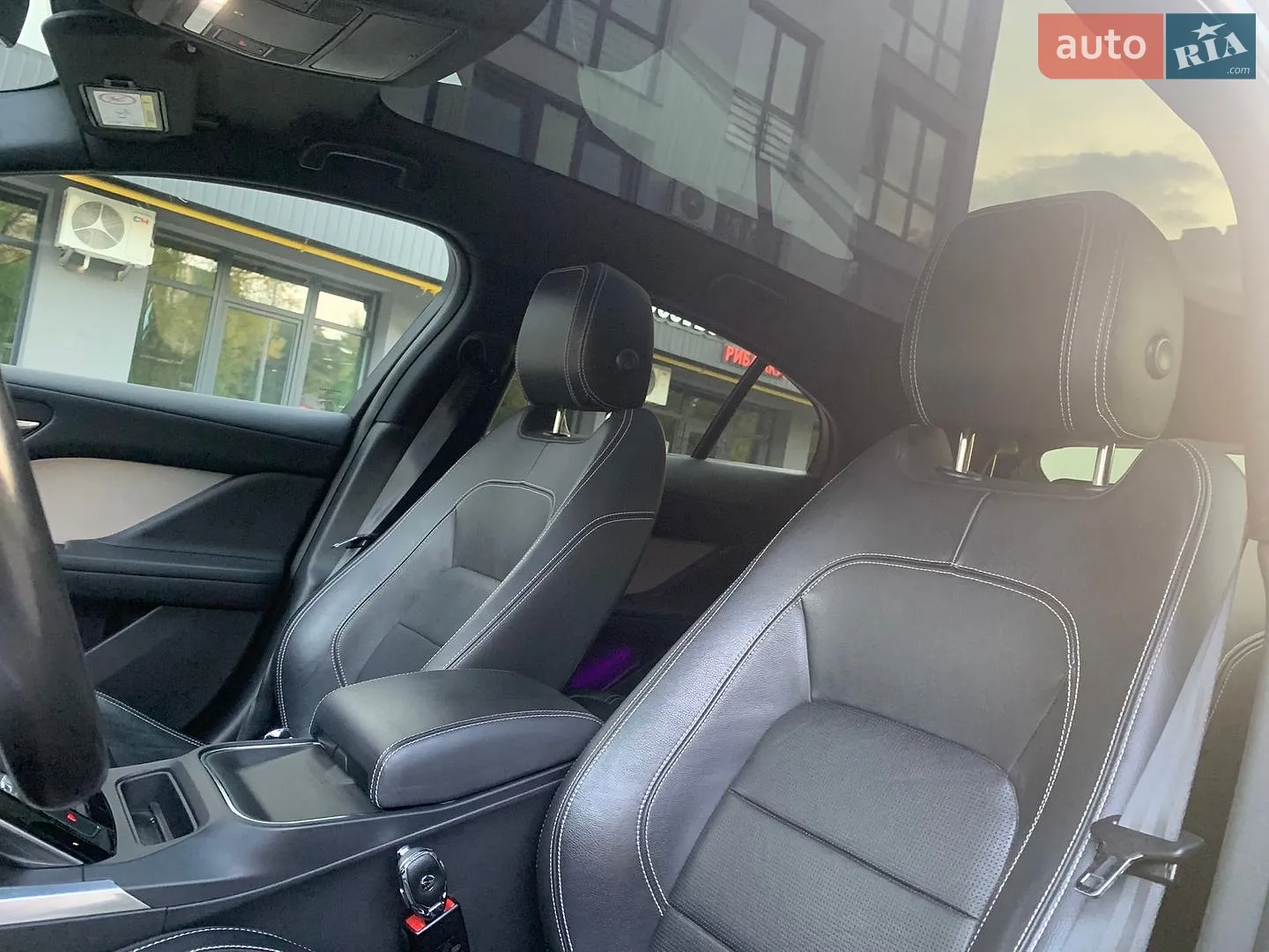 2019 Jaguar I-Pace - мініатюра 40
