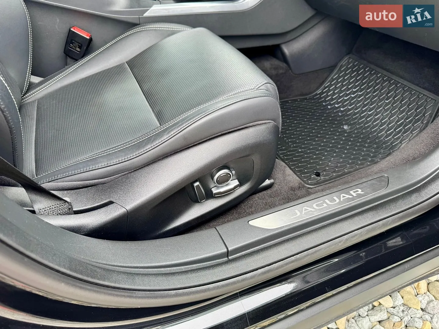2019 Jaguar I-Pace - мініатюра 36