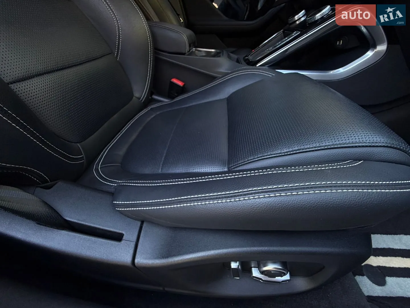 2020 Jaguar I-Pace - мініатюра 41
