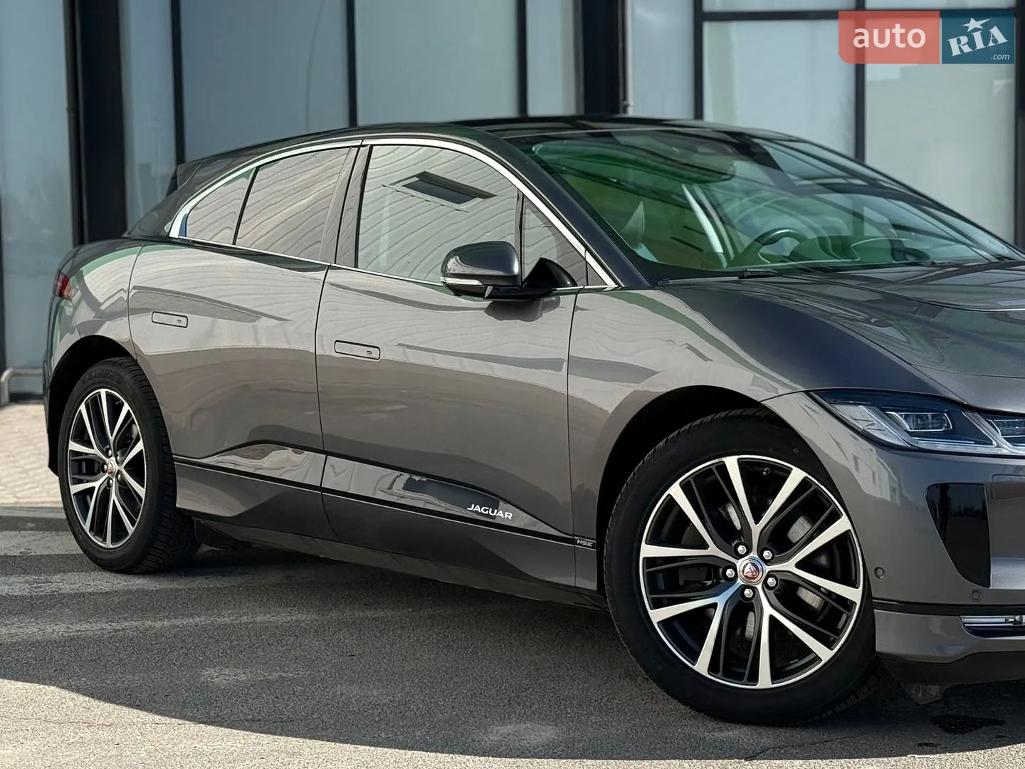 2019 Jaguar I-Pace - мініатюра 4