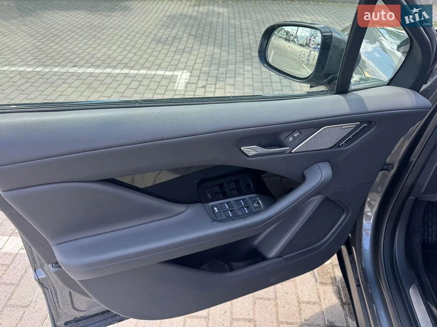 2019 Jaguar I-Pace - мініатюра 38