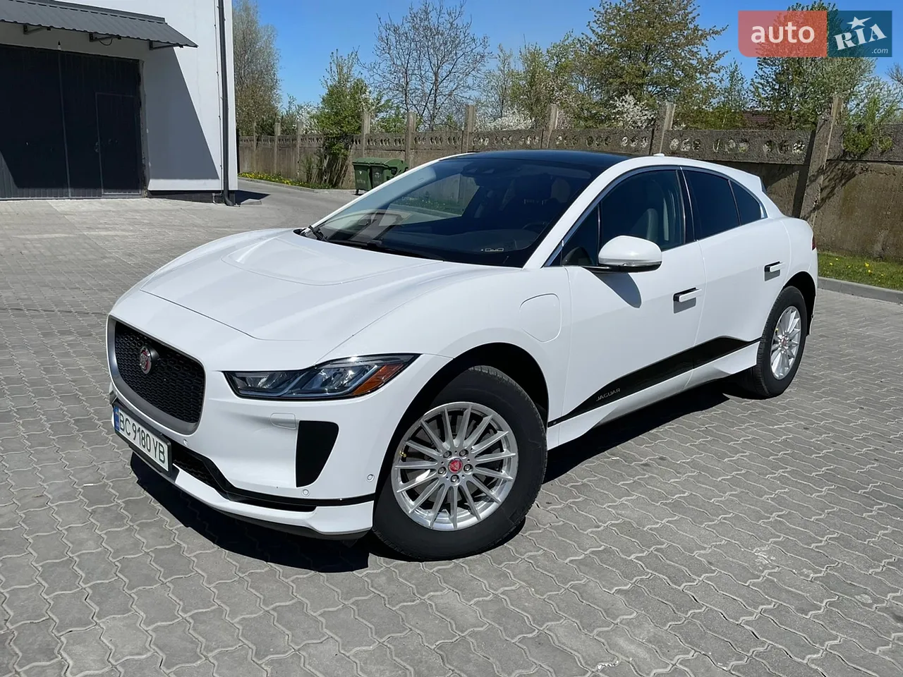 2019 Jaguar I-Pace - мініатюра 21
