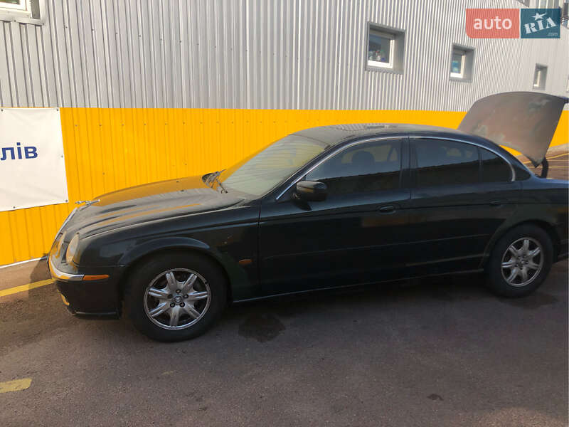 Седан Jaguar S-Type 2000 в Житомире