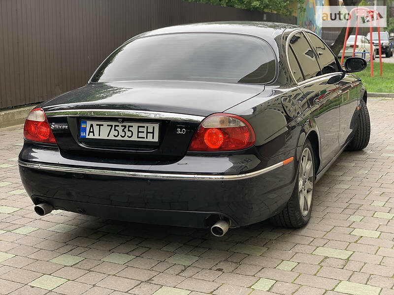 Седан Jaguar S-Type 2004 в Івано-Франківську