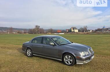 Седан Jaguar S-Type 2001 в Киеве